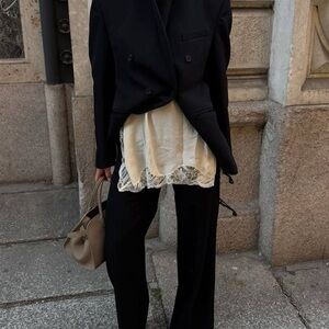 Didi’s Off-white Lace Trim Cami Top